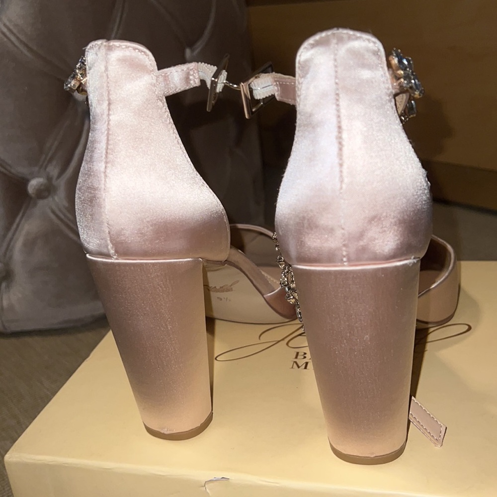 Jewel Badgley Mischka Ollie Champagne Pump 9.5 - Picture 2 of 7